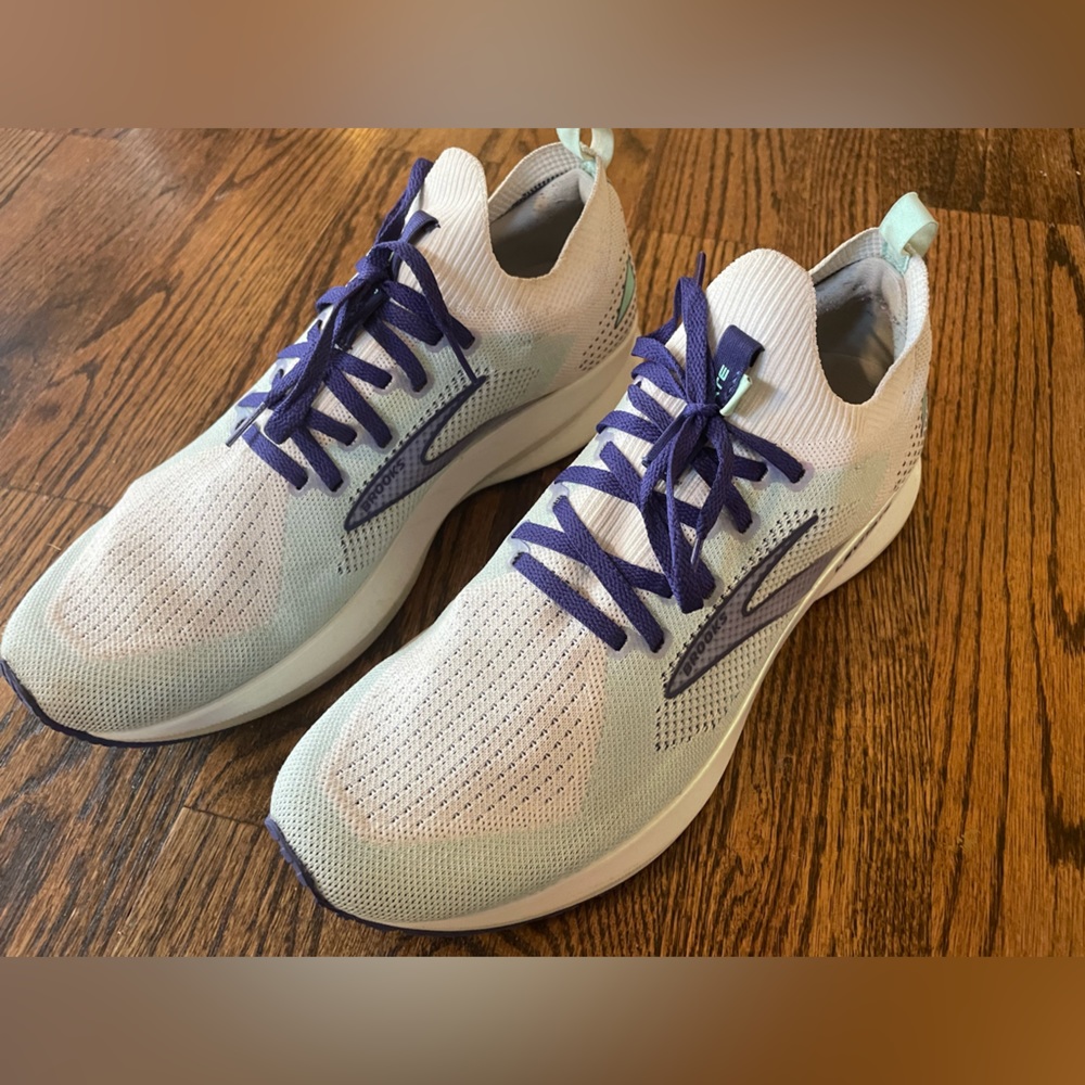 Brooks Levitate 5